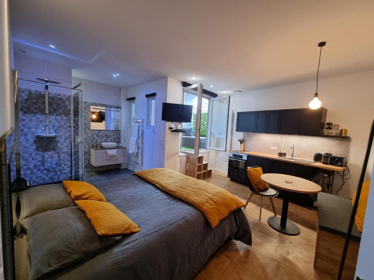 La Chambre Des Secrets Биарриц Экстерьер фото